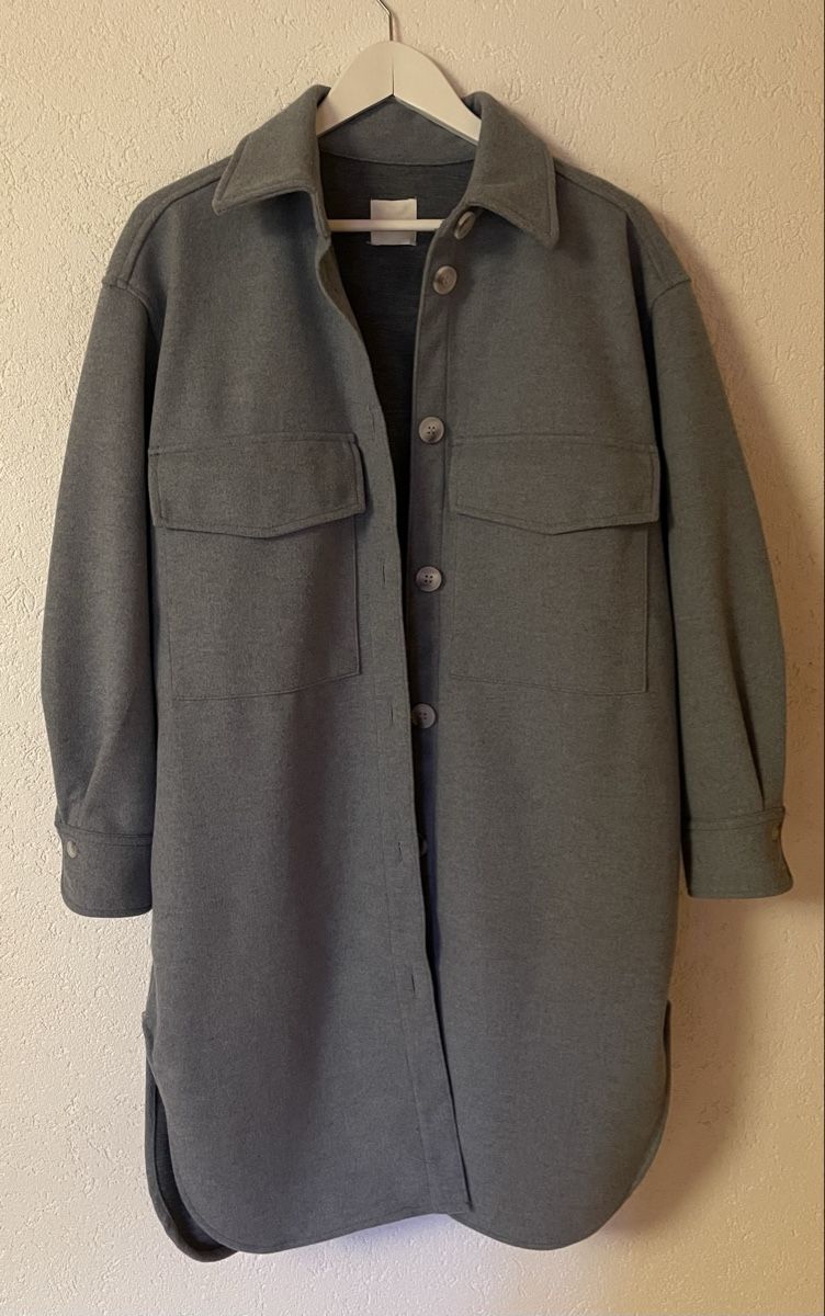 H&M Cappotti: Graublauer Mantel H&M – Usato da Bolligen venduto da A.bill