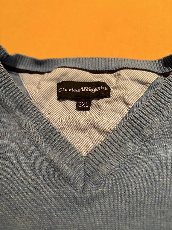 Pullover & Sweatshirts: Charles Vögele Pullover – Gebraucht aus Blumenstein von pzb_pc57 2