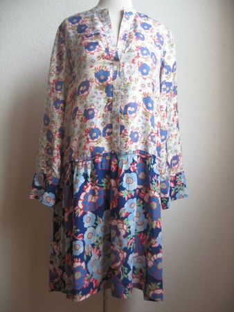Sandro sublime robe en taille 38-40CH!