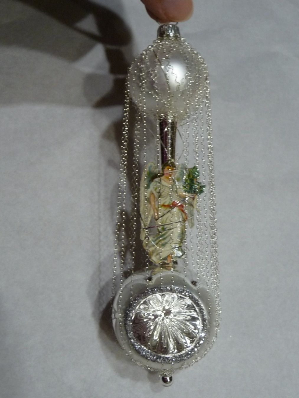 Tutte le decorazioni: Nostalgischer Christbaumschmuck silbern mit Engel, Einstich – Nuovo e nell'imballaggio originale da Alpnach Dorf venduto da marvo