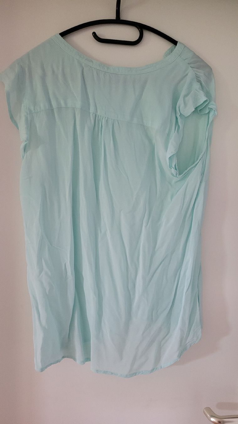 Blusen: leuchte Bluse von Charles Vögele Gr. 42 – Gebraucht aus Lyss von Infinia 1