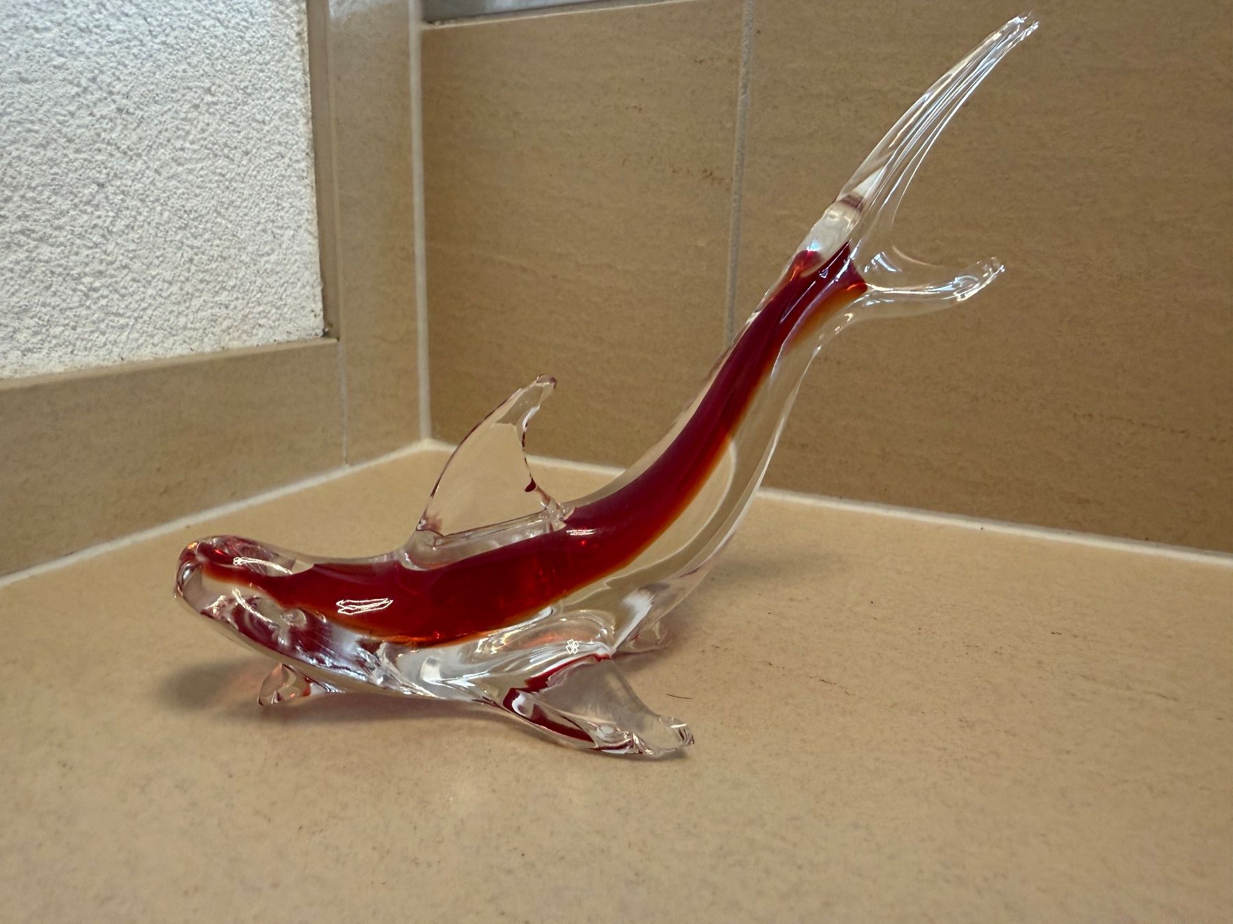 Bicchieri: Glasfigur Hai transparent rot – Usato da Reinach BL venduto da 15Miiine16