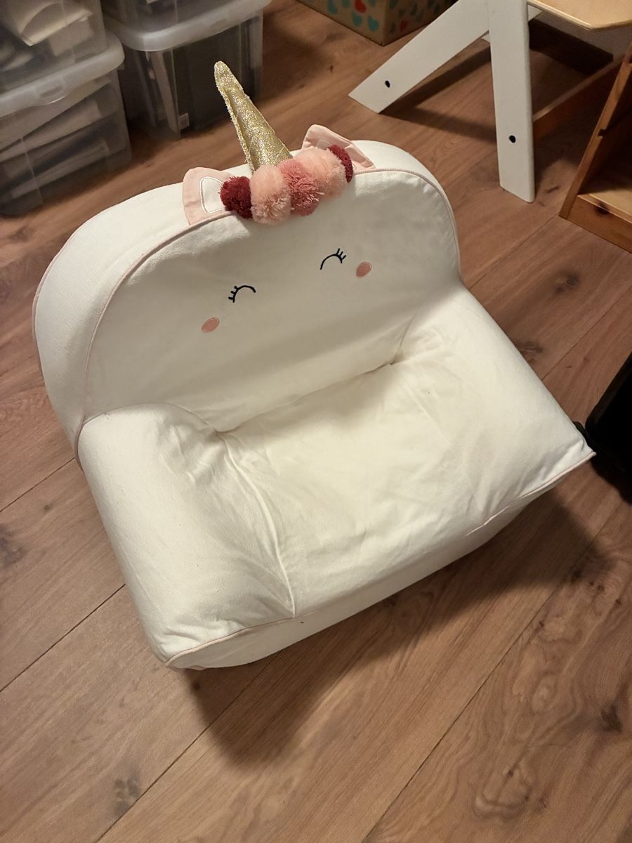 Sessel: Kindersessel Kindercoutch Kindersofa Einhorn – Gebraucht aus Schenkon von tplot