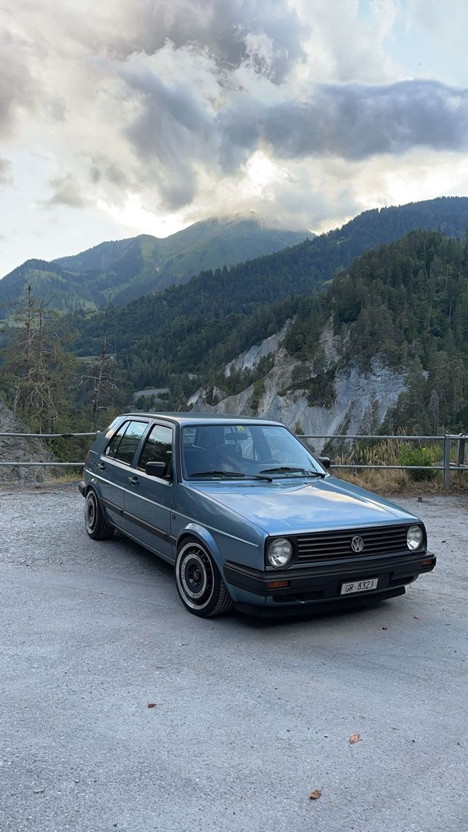 VW Autos: Golf 2 CL 1.8  – D'occasion à Trin par Erican55 4