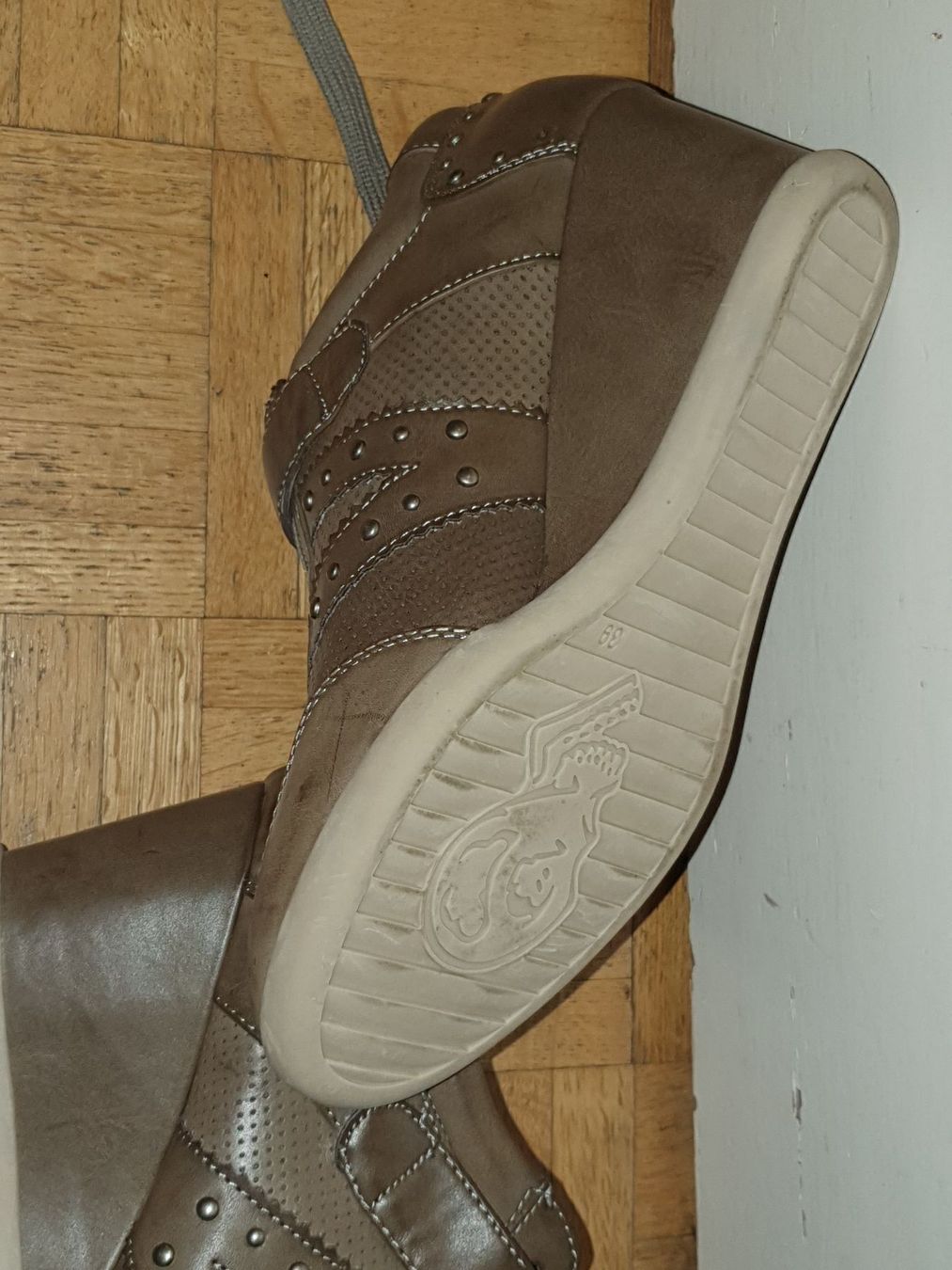 Scarpe da donna: Neue Keilabsatzschuhe – Nuovo e nell'imballaggio originale da Muttenz venduto da pixopus 2