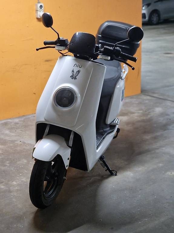Veicoli elettrici: Niu NS1 Elektro Roller, 45km/h – Usato da Wallisellen venduto da Wallis8304 2