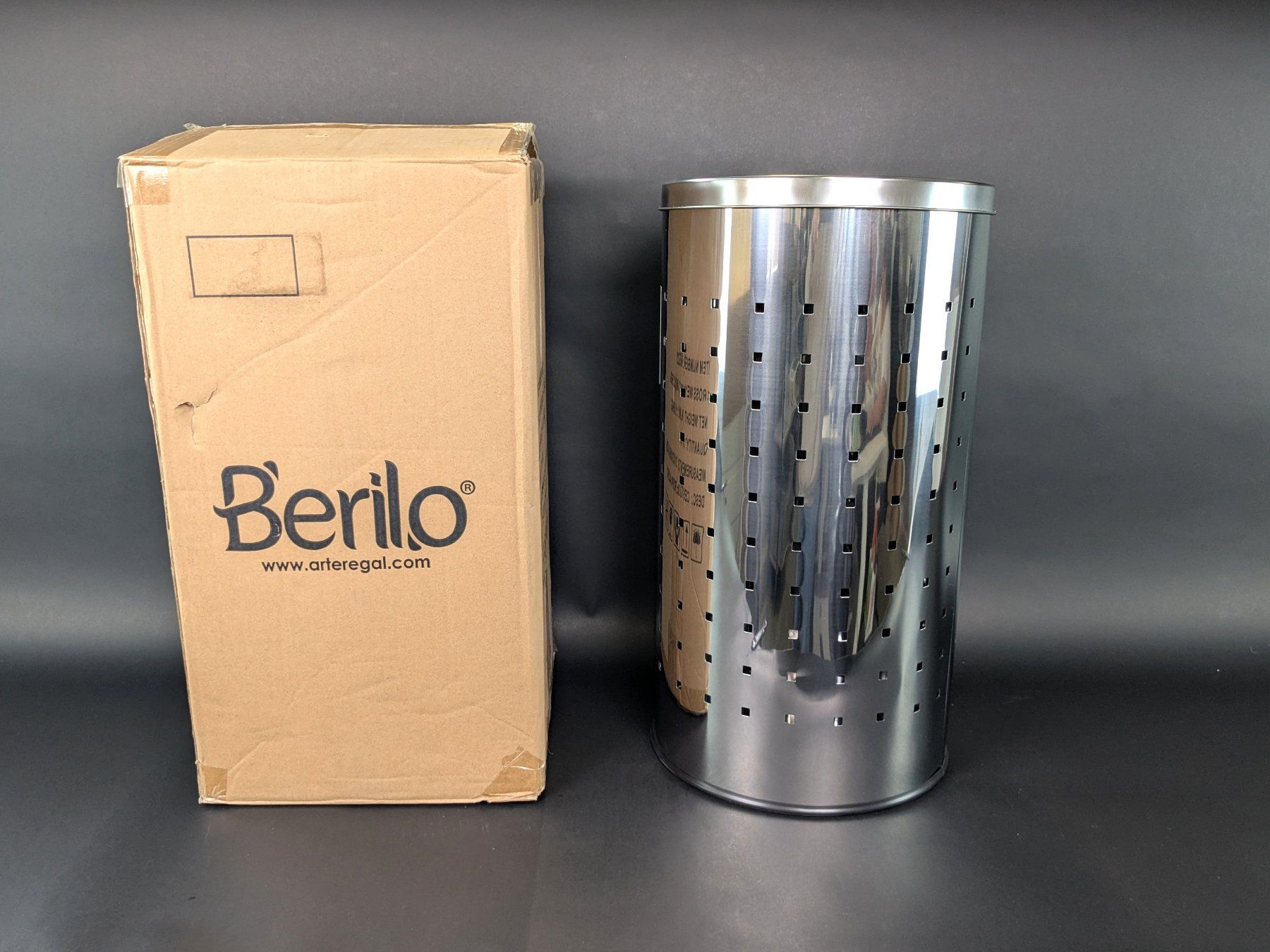 Cesti per biancheria: BERILO Wäschekorb Metall mit Deckel – Nuovo (secondo la descrizione) da Dintikon venduto da Restwert_Dintikon