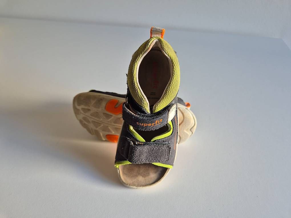 Superfit Scarpe per ragazzi: Superfit Leder Sandalen Grösse 26 – Usato da Hunzenschwil venduto da Niavara03 1