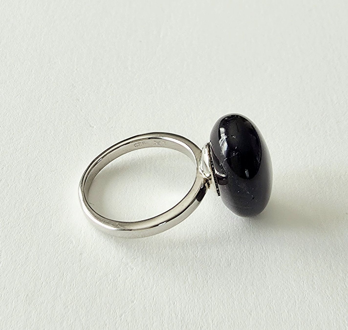 Ringe: Moderner Cabochon Natur-Amethyst Silberring 925 - Neu – Neu und originalverpackt aus Uetikon am See von Coralreef 6