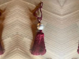 Embrasse à rideau vintage argenté et rouge