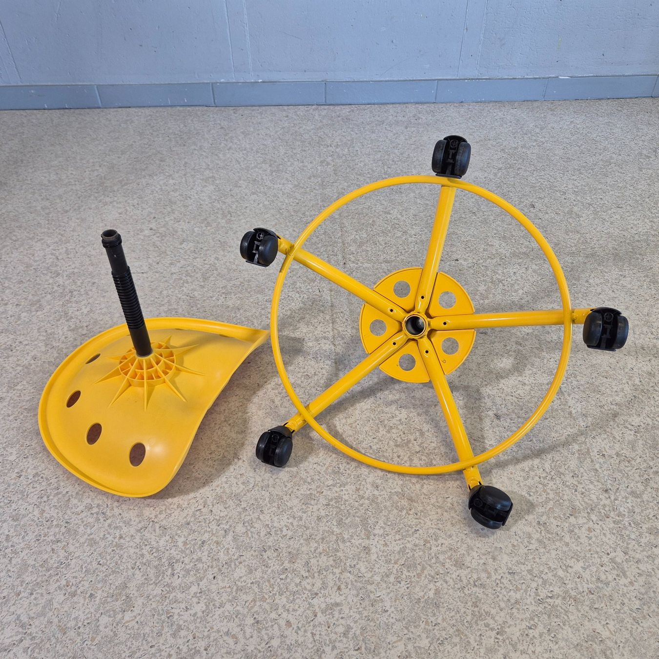 Ikea Tabourets: Ikea Traktor Stool Bürostuhl Arbeitshocker Rollhocker Hocker – D'occasion à Nottwil par Wondewa-Shop 3