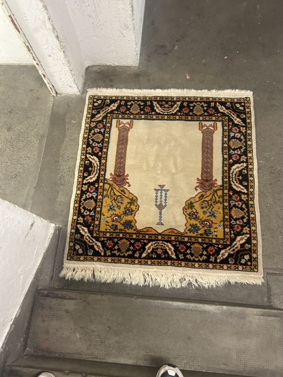 Tappeti: Teppich – Usato da Basel venduto da Krisztina.na