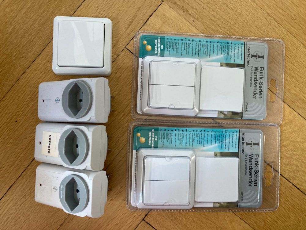 Technetix drievoudige verdeler ESX-03