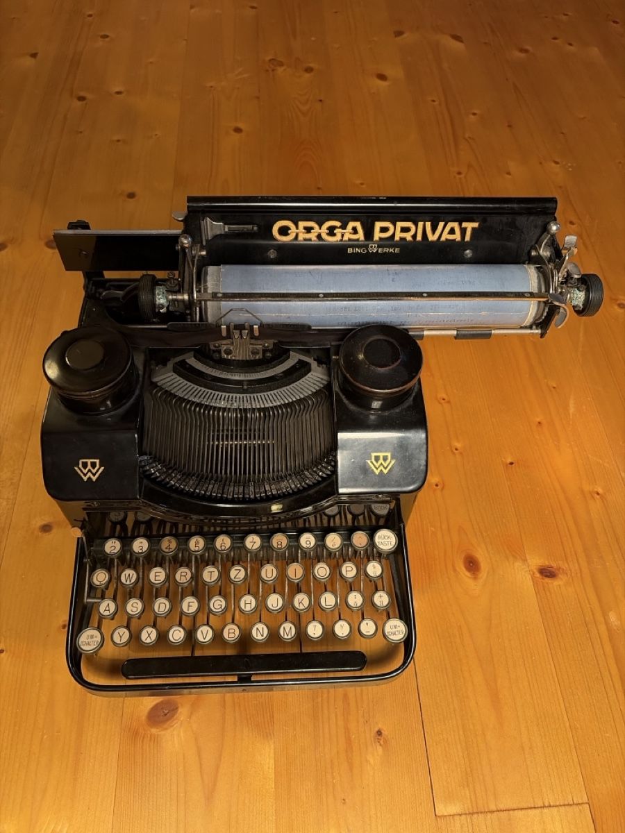 Macchine da scrivere: Schreibmaschine Orga Privat  – Usato da Grabs venduto da Soswald1 6