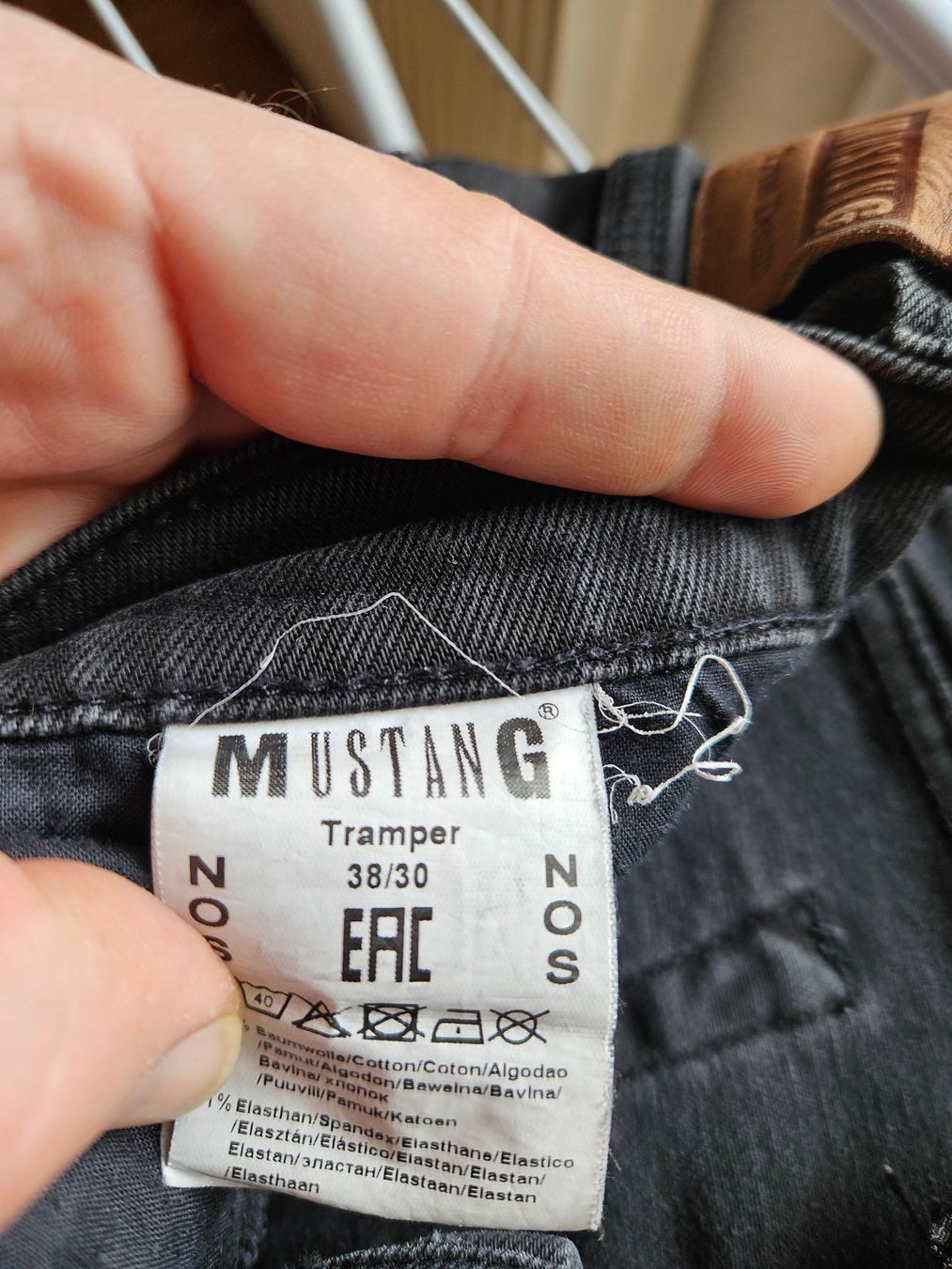 Jeans: Mustang Tramper Jeans 38/30 – Usato da Zäziwil venduto da Lesny3 4