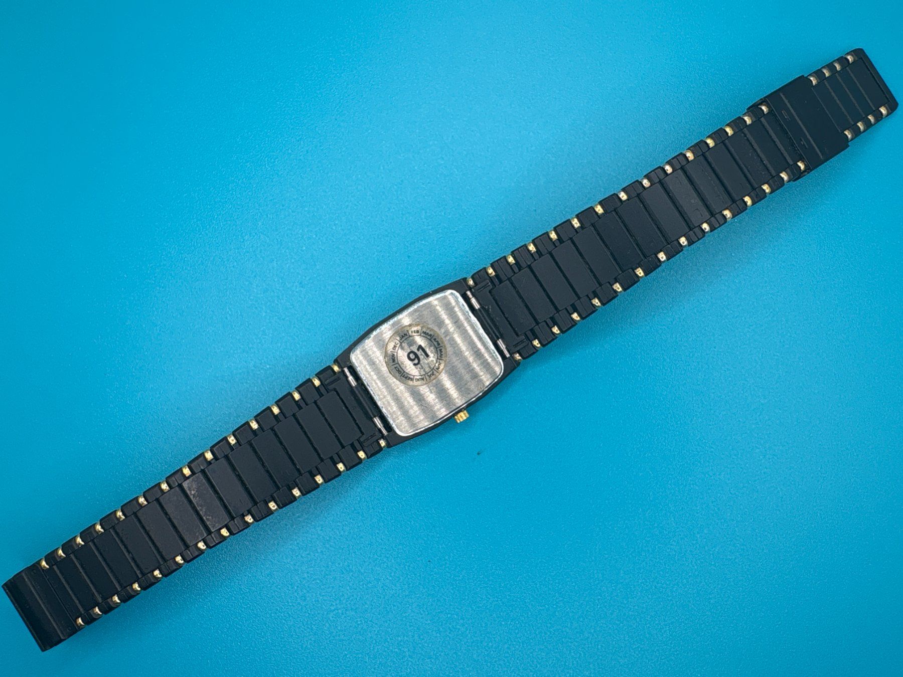 Continental Orologi: Continental Tank Uhr Quartz – Usato da Elgg venduto da Jo_Naj 2