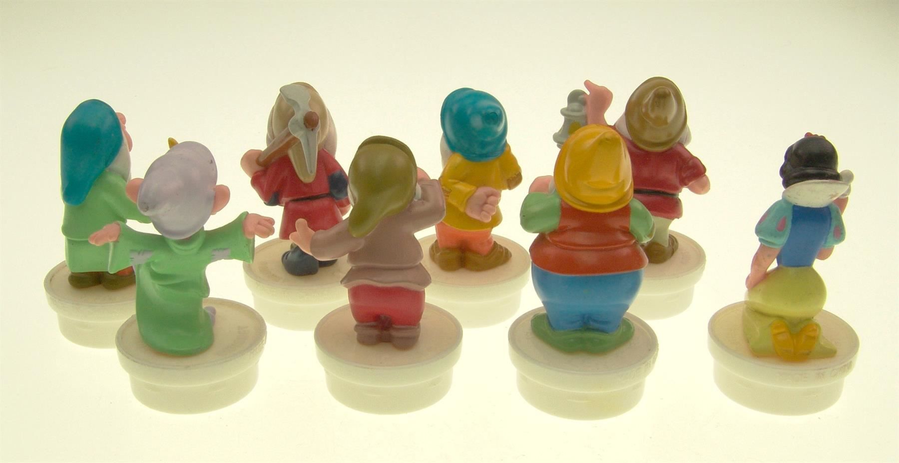 Disney Figuren: Schneewittchen + die 7 Zwerge Disney – Gebraucht aus Langenthal von TolleGeschenke2026 2