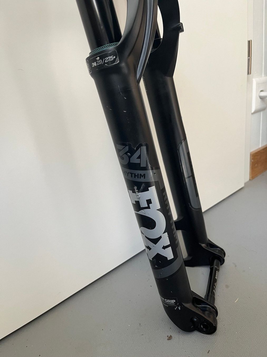 Fox Pezzi di ricambio: Fox 34 Grip 29" 15x110 130 oder 140mm – Usato da Massongex venduto da thn311 6