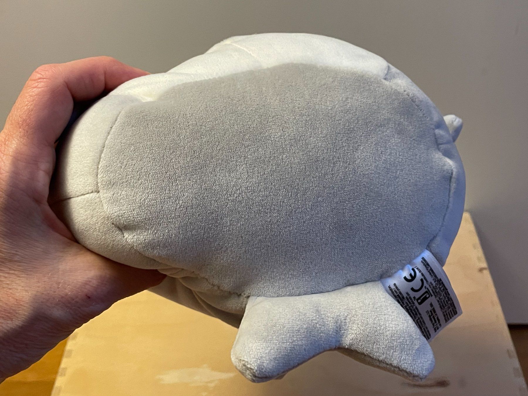 Squishmallows Giocattoli: Squishmallows Haifisch Gordon | 18 cm – Usato da Aarau venduto da Chicca2006 3