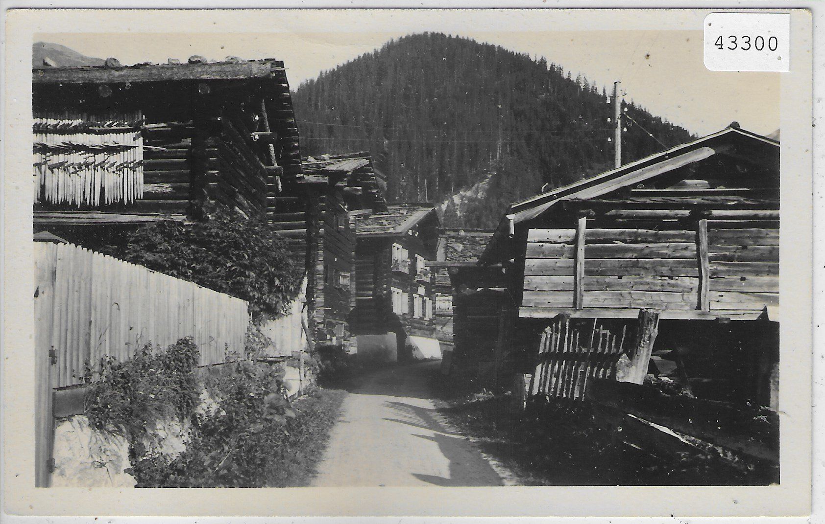 Cartes postales: Monstein - Dorfpartie – D'occasion à Ettingen par Kartenplanet
