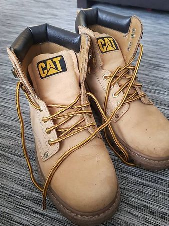 Wie neue Caterpillar Stiefel.