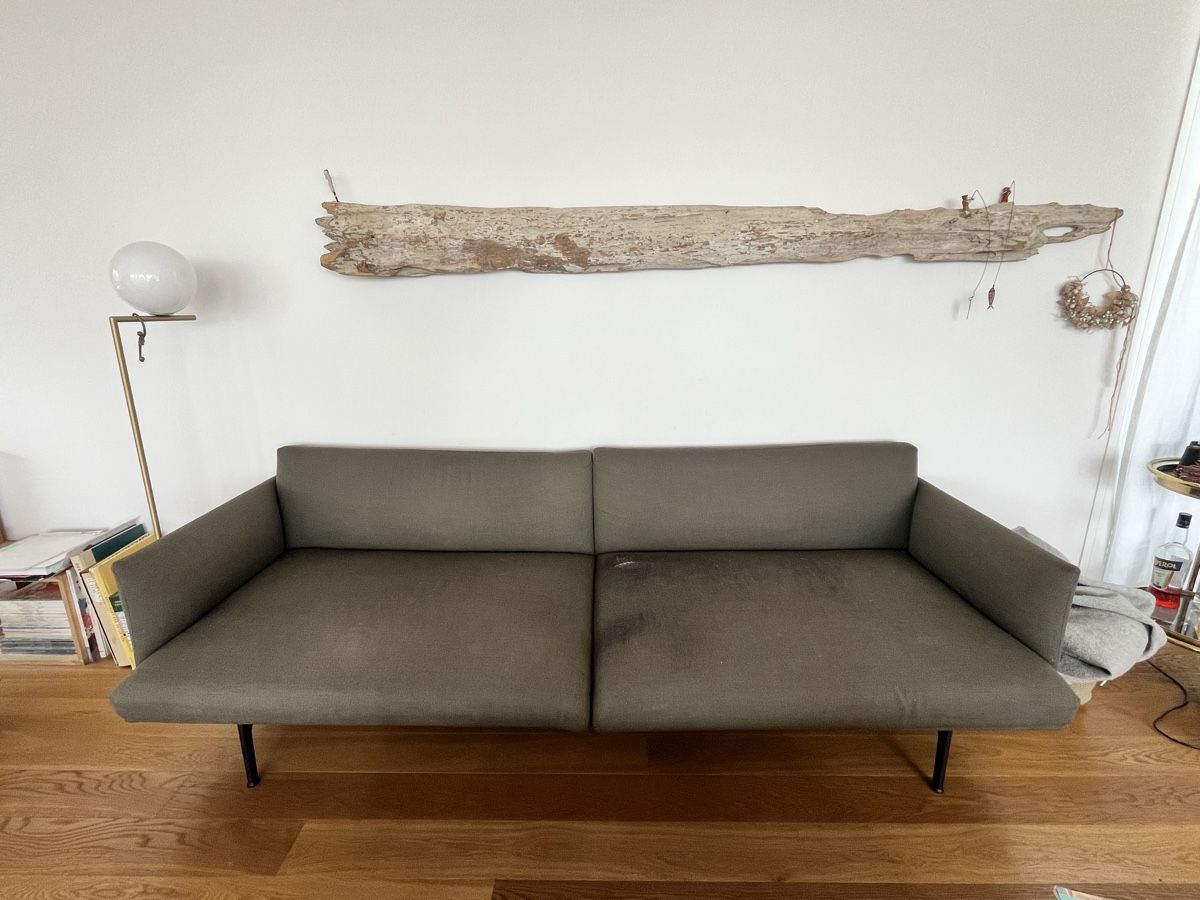 Muuto Divani: Muuto Sofa 3er Outline – Usato da Bellach venduto da jba03 1