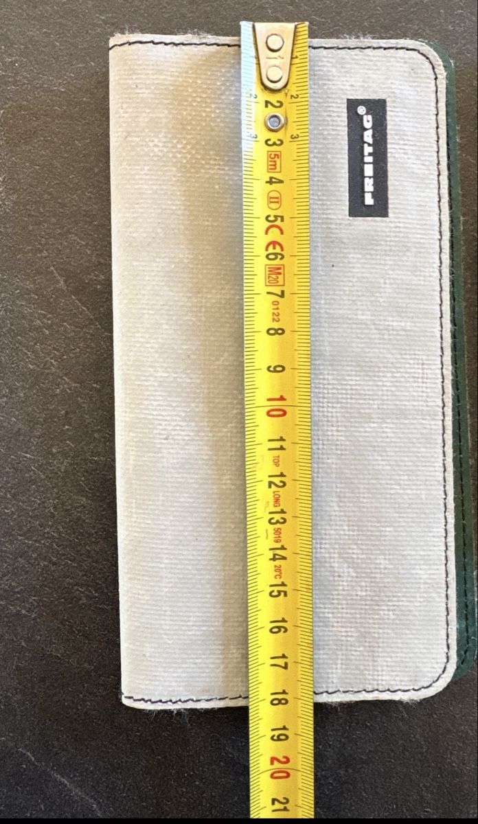 Freitag Cover & Protezioni schermo: Housse téléphone Freitag – Usato da Martigny venduto da fogo05 1