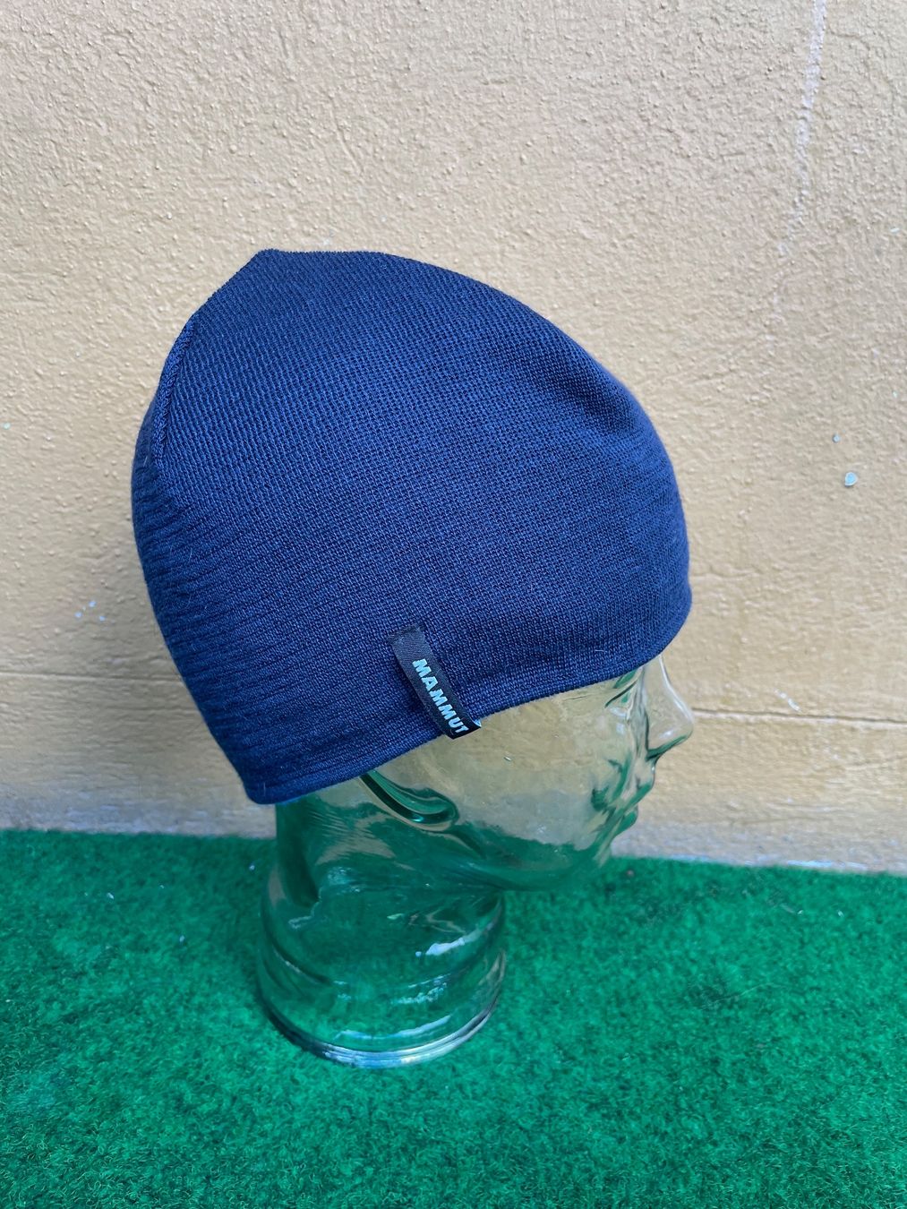 Mammut Hüte, Mützen & Caps: Vintage Y2K Mammut reversible beanie – Gebraucht aus Zürich von le_souk 1