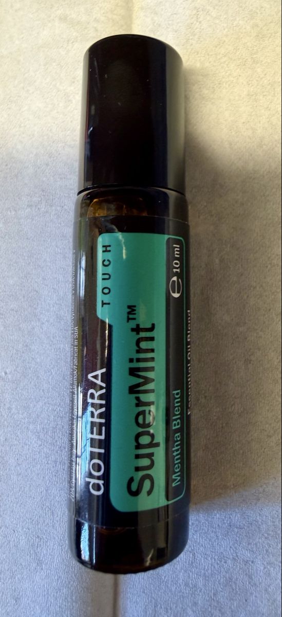 Doterra Huiles essentielles: doTERRA SuperMint Touch Essential Oil Blend 10 ml – Neuf avec emballage d'origine à Flumenthal par Riel74
