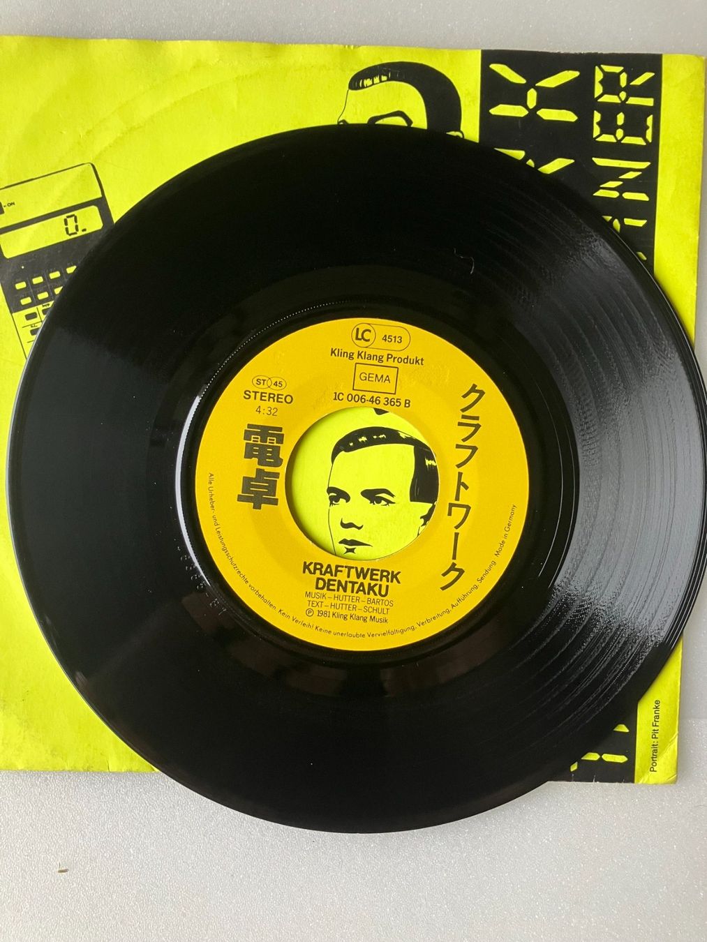 Dischi in vinile: Kraftwerk – Usato da Aarwangen venduto da Jukebox3 7