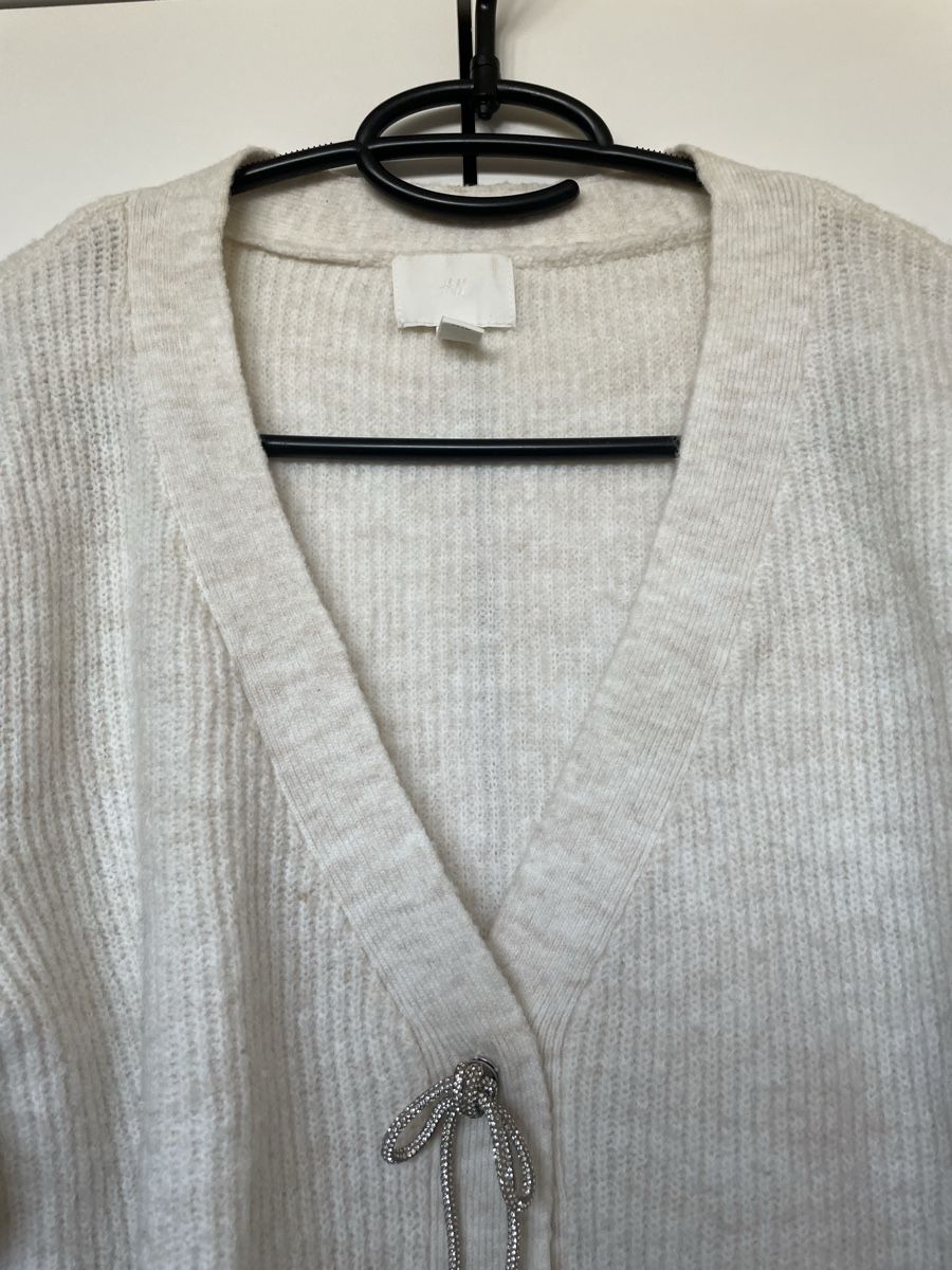 H&M Maglioni & Felpe: H&M Damen Cardigan – Usato da Basel venduto da Robyn20 1