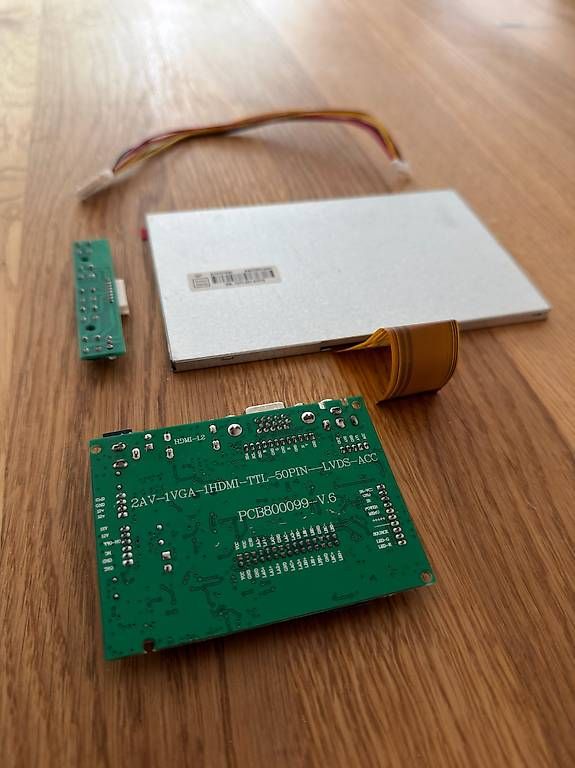 Monitore: Externes Display für Raspberry Pi inkl Controller - 7 zoll – Gebraucht aus Wil SG von JoRaHa 1