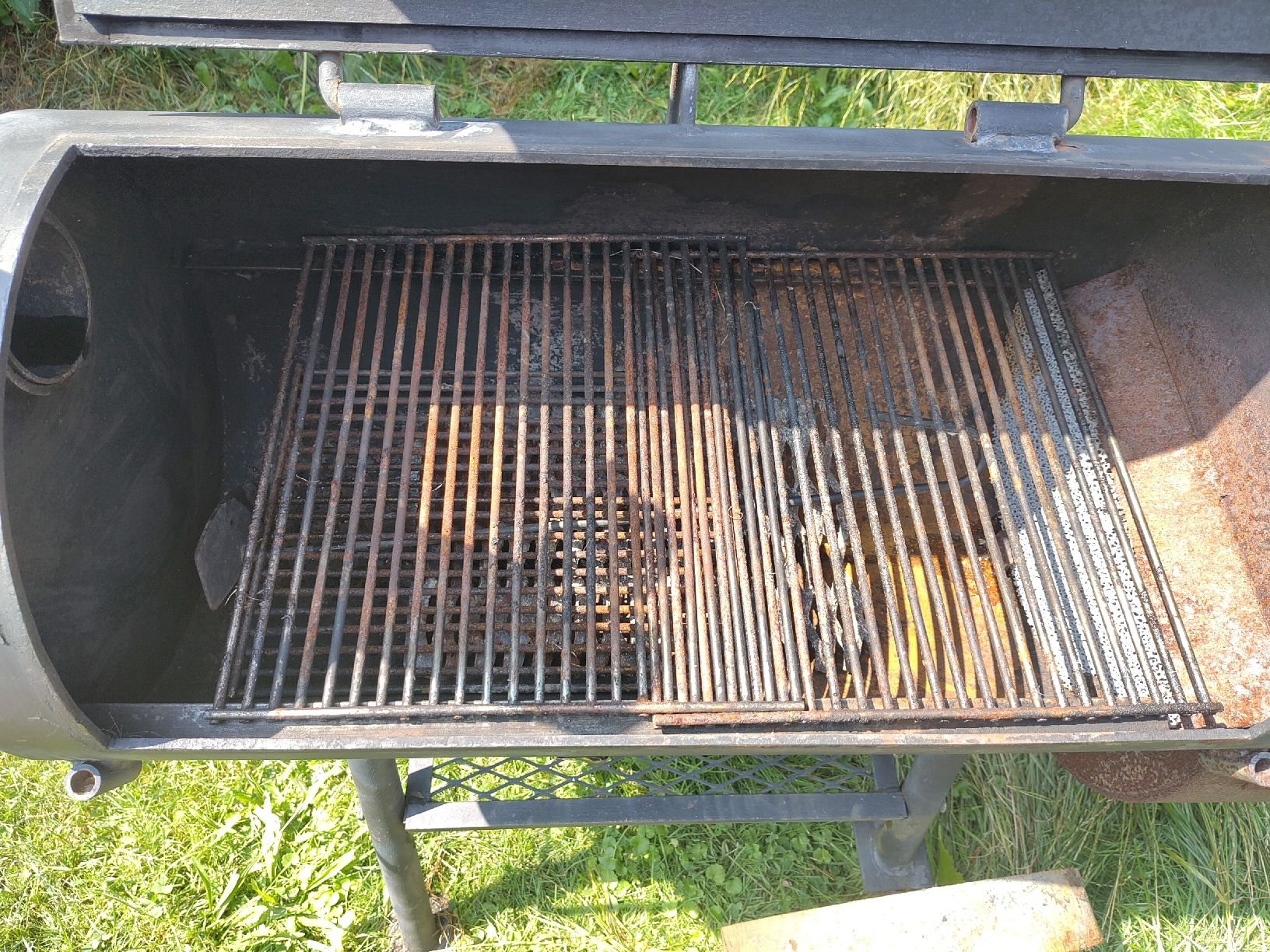 Grills: Smoker BBQ Grill  – Gebraucht aus Thalheim von N0RARS 2
