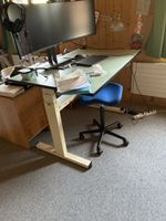 Schreibtisch höhenverstellbar weiss mechanisch 