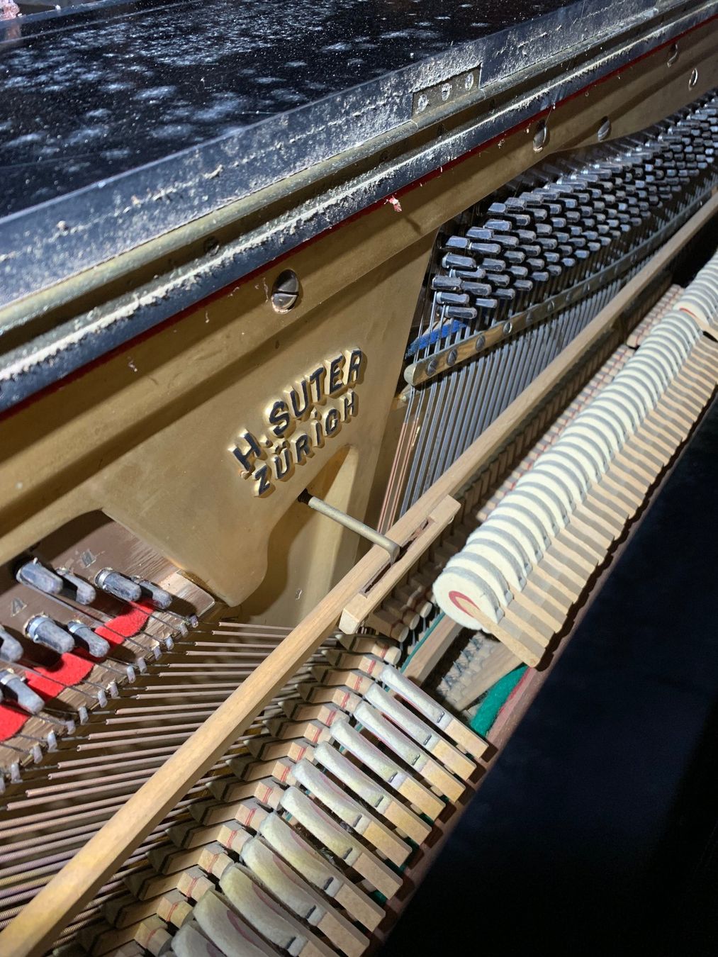 Strumenti musicali: Klavier von H. Suter – Usato da Murten venduto da adu_z8hr 2
