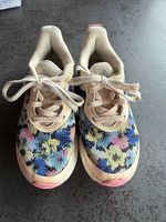 Baskets adidas 31 et demi