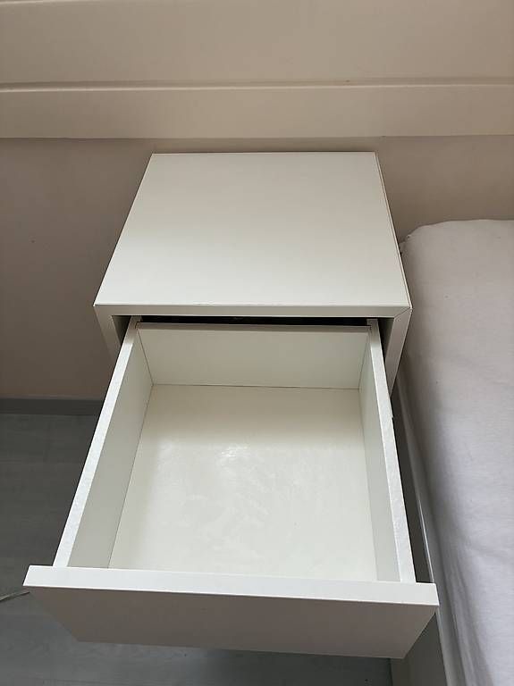 Comodini: Table de chevet – Usato da Gland venduto da Jack5 2