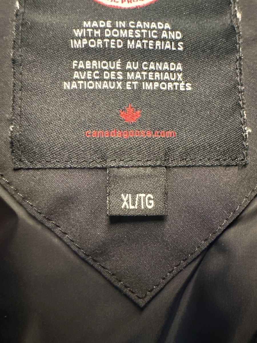 Canada Goose Gilet & Giacche: CANADA GOOSE WESTE – Usato da Biel/Bienne venduto da Blueflug 2