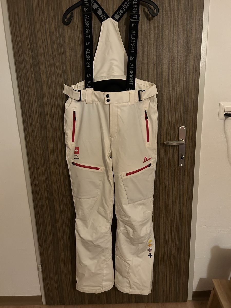 Albright Hosen: Original Swiss Olympic Team Hose – Gebraucht aus Basel von ell_6p98