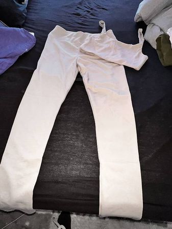 Sport Set Leggings und Top beige Grösse M/L neuwertig