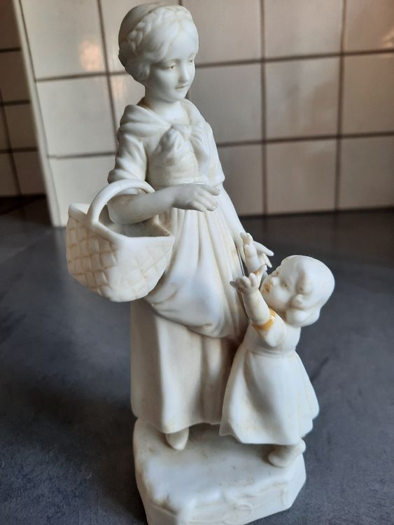 Ancienne poupee tete en biscuit marquee P.M Germany