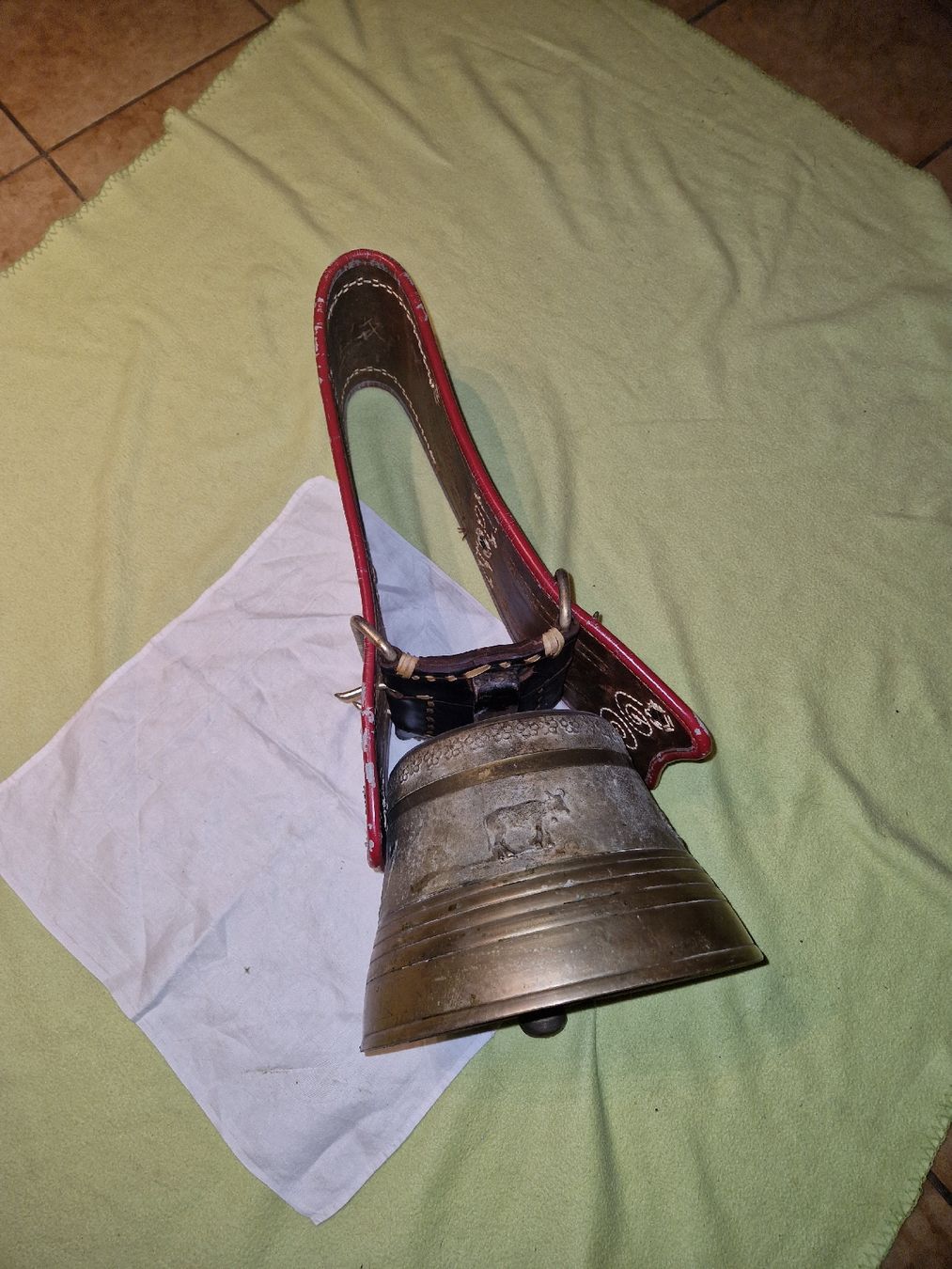 Campanacci mucche: Altes Schweizer Kuhglocken.Albertano. – Usato da Willisau venduto da mar_j55v 2
