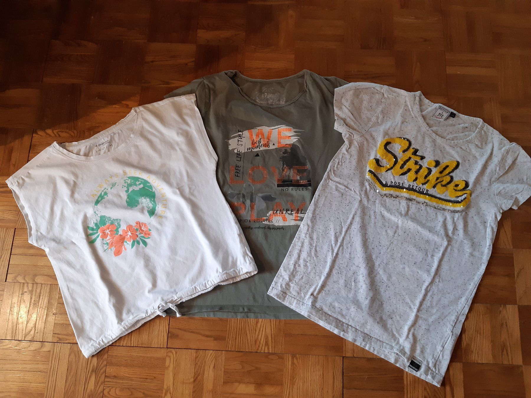 Blusen, T-Shirts & Tops: T-Shirt Set Mädchen – Gebraucht aus Waldkirch von Parry01