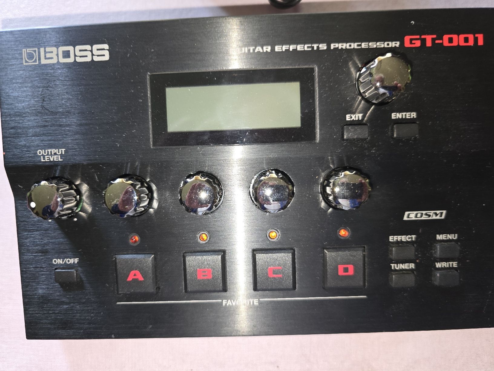 Boss Strumenti musicali: BOSS GT-001 GUITAR DESKTOP MULTI EFFEKT ... – Nuovo (secondo la descrizione) da Zürich venduto da Antiquedealer 8
