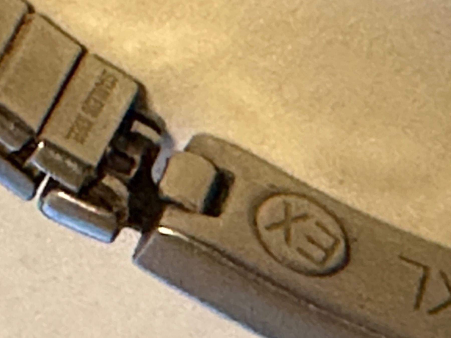 Armbänder & -reifen: Armbänder Leder Edelstahl Guess Fossil – Gebraucht aus Nussbaumen AG von olitech5415 2