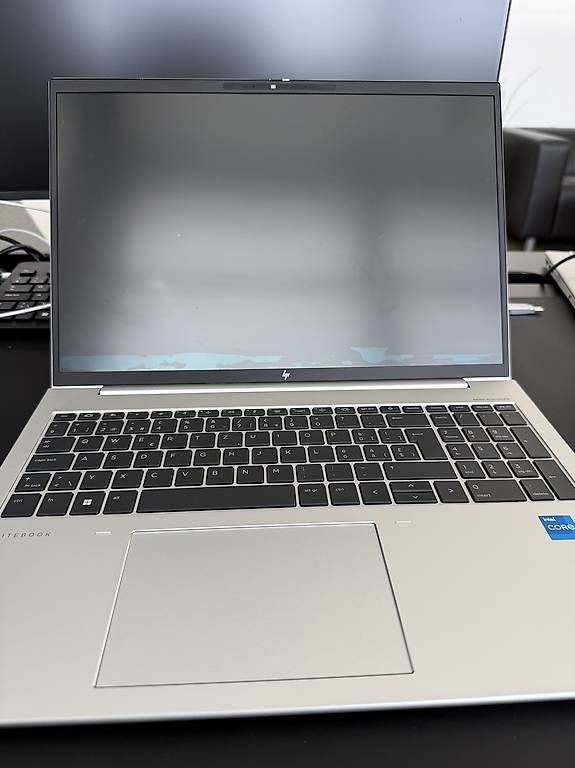 Hewlett Packard Notebook: HP Elitebook 860 G10 – Usato da Kirchberg BE venduto da Justins_Phone_Sell 3