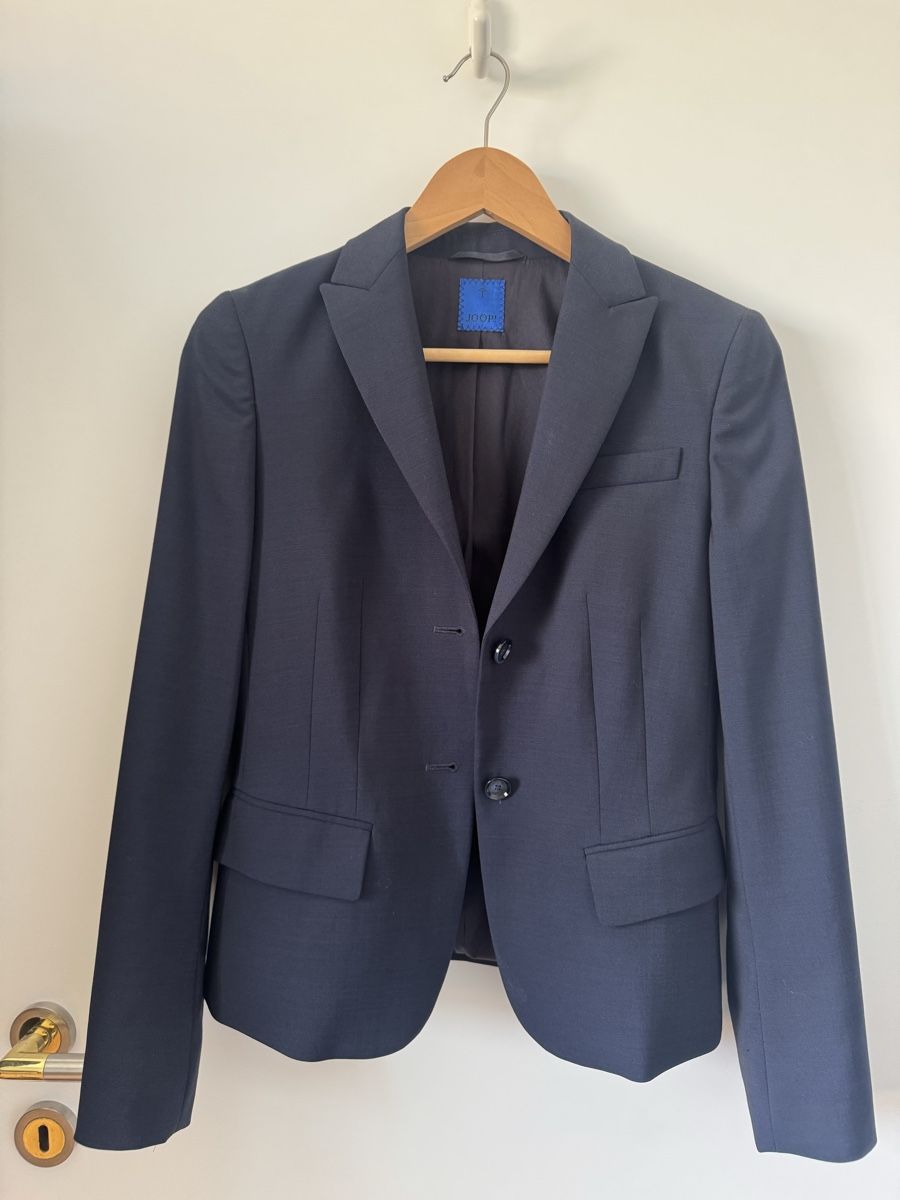 Joop Jacken: Blazer JOOP Damengrösse 34 dunkelblau – Gebraucht aus Tscheppach von SeBoJo