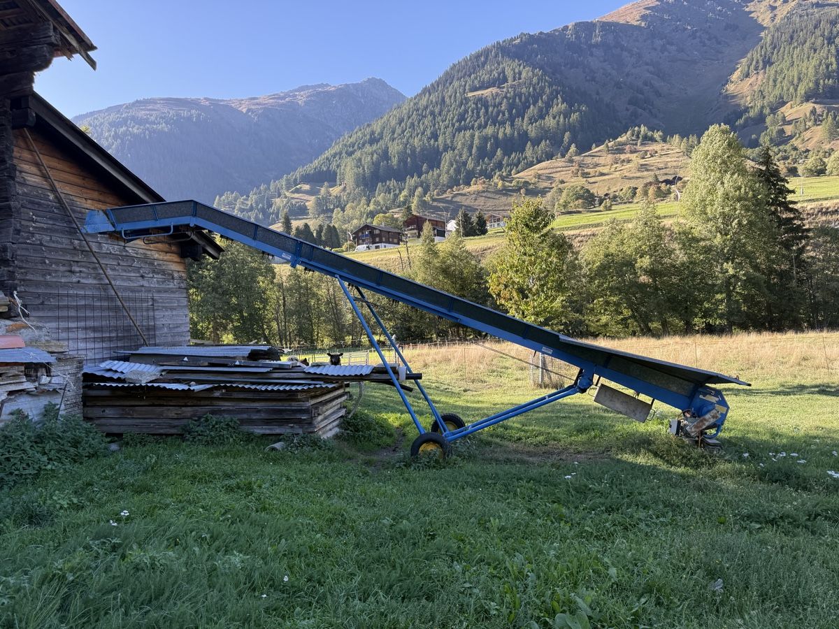 Macchine per carico, silaggio e trasporto: Förderband Schmid und Mägert 8 meter – Usato da Münster venduto da werage 2