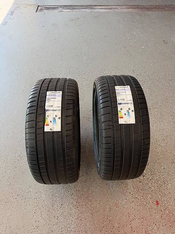 Pneumatici & Ruote complete: Michelin Pilot Sport Autoreifen – Usato da Au SG venduto da tem_r296 1