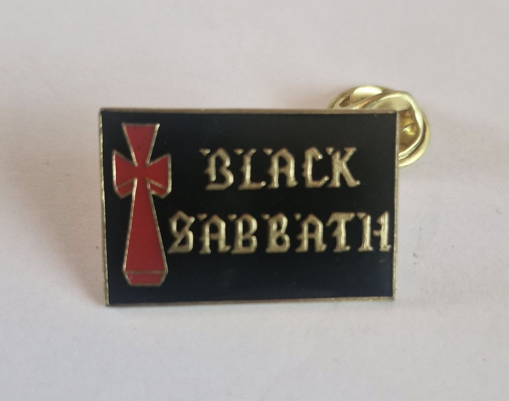 Plaketten & Abzeichen: Black Sabbath Anstecker/Pin - Kultiges Sammlerstück! – Gebraucht aus Grenchen von 170